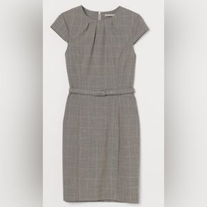 H&M Sheath Dress Women XS Taupe Windowpane Plaid Knee Length Cap Sleeves